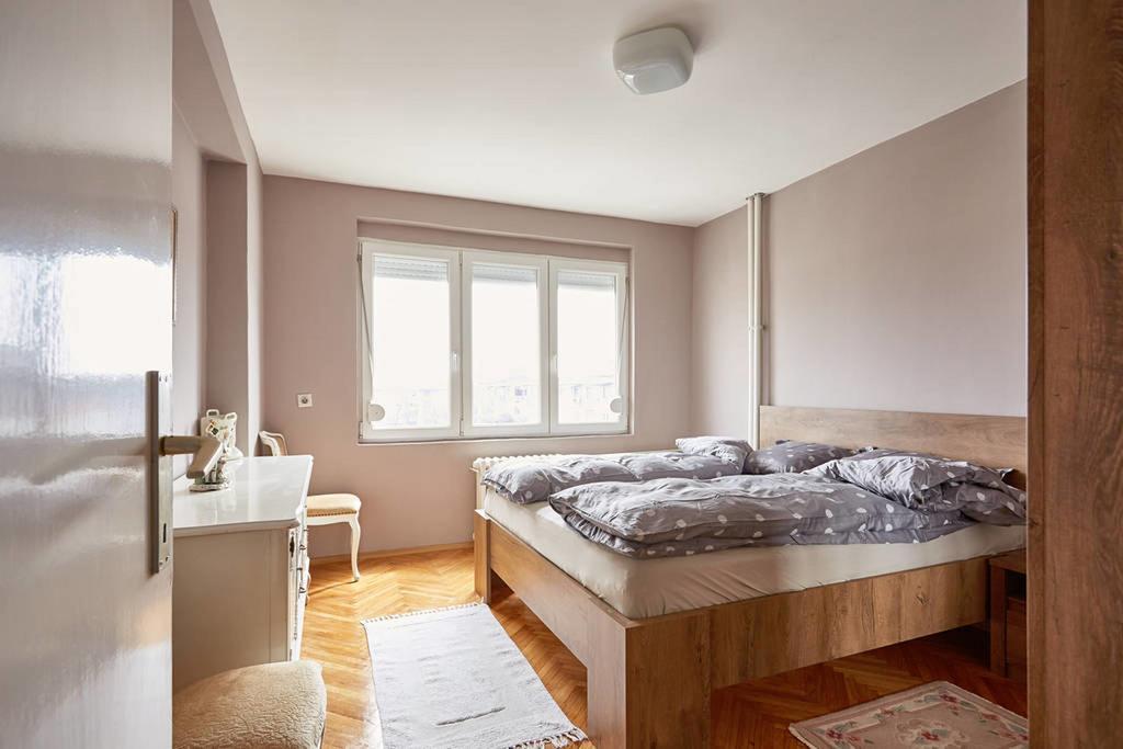 Spacious Modern Apartment In Peaceful Neighborhood สโกเปีย ภายนอก รูปภาพ