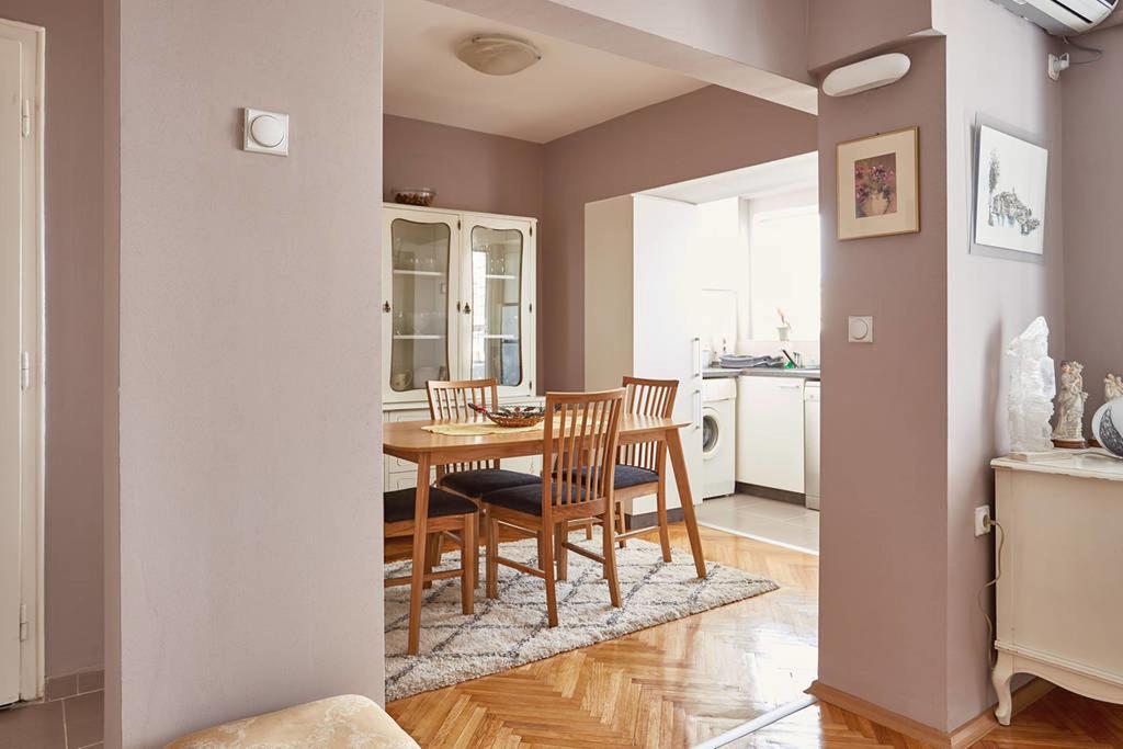 Spacious Modern Apartment In Peaceful Neighborhood สโกเปีย ภายนอก รูปภาพ